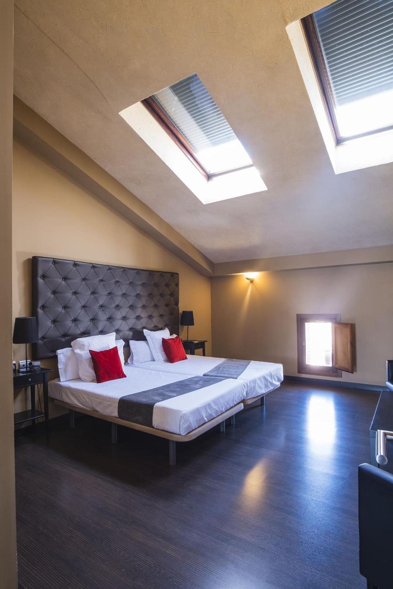 Hotel Alda Castillo De Olite Ngoại thất bức ảnh
