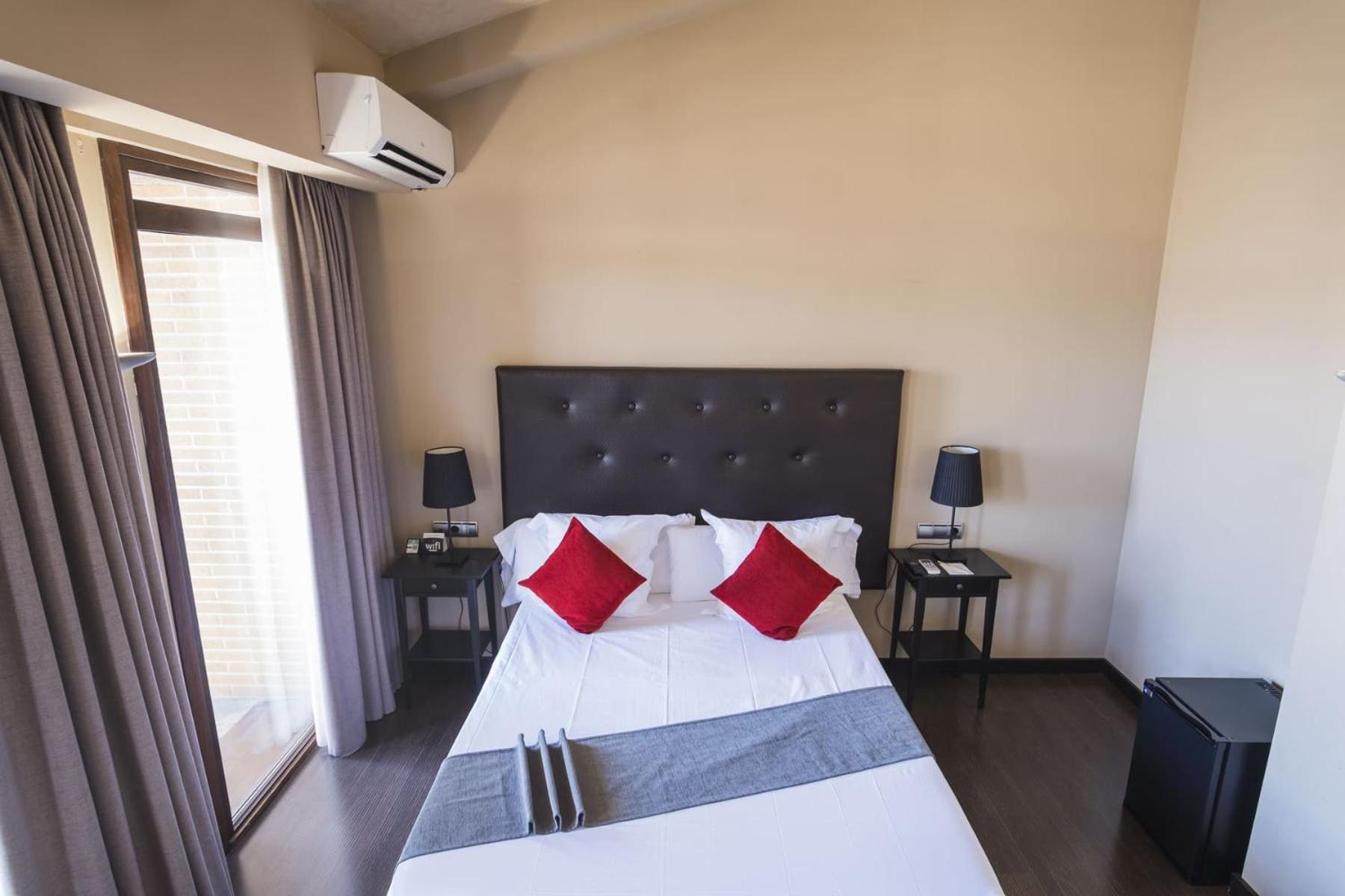 Hotel Alda Castillo De Olite Ngoại thất bức ảnh